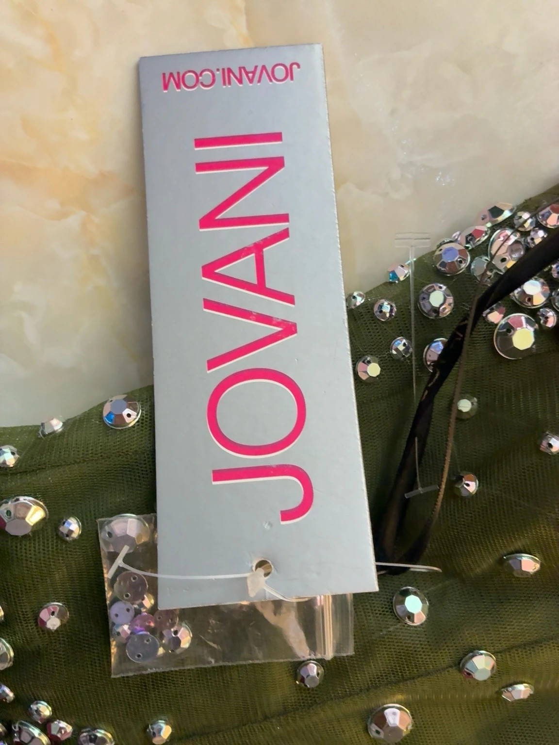 Jovani Olive Green Ruched Rhinestone Dress Size 6 NWT – Jovani – taille S / US 4-6 4