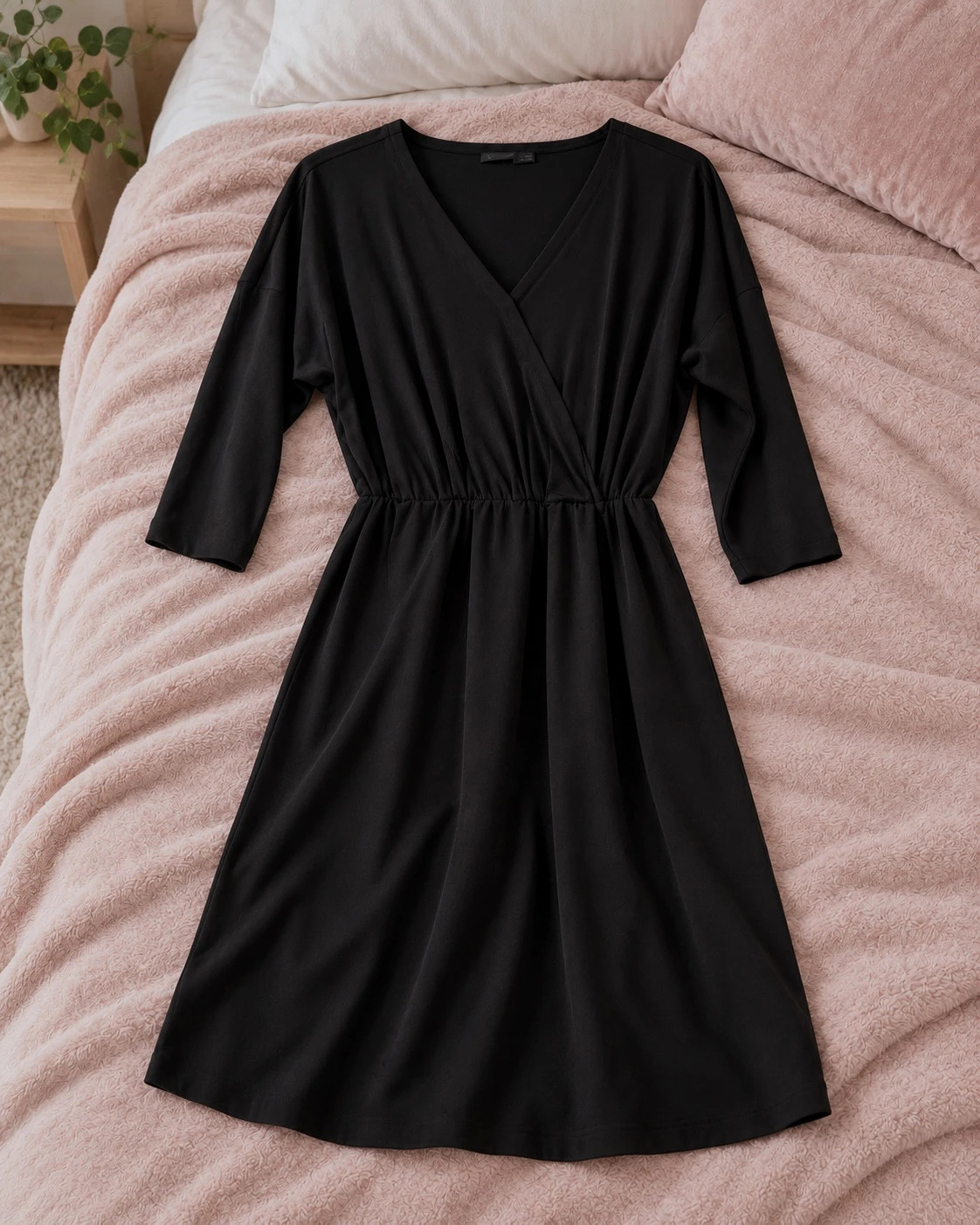 Black V-Neck Midi Dress – 3/4 Sleeve – New York & Company – taille M / US 8-10