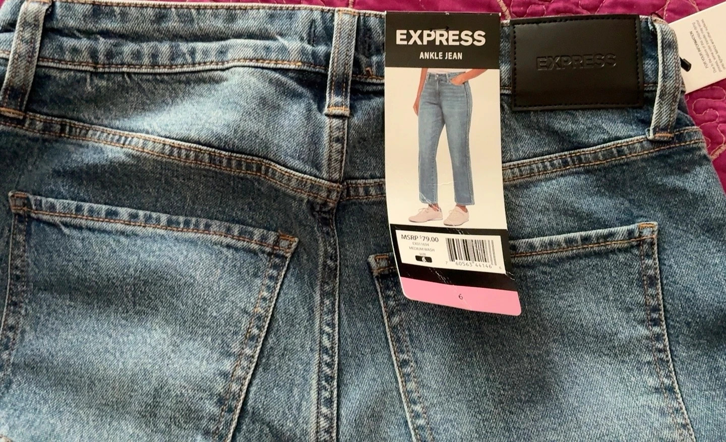 Express High-Rise Ankle Jeans Size 6 NWT Braided Side Detail – Express – taille S / US 4-6 2