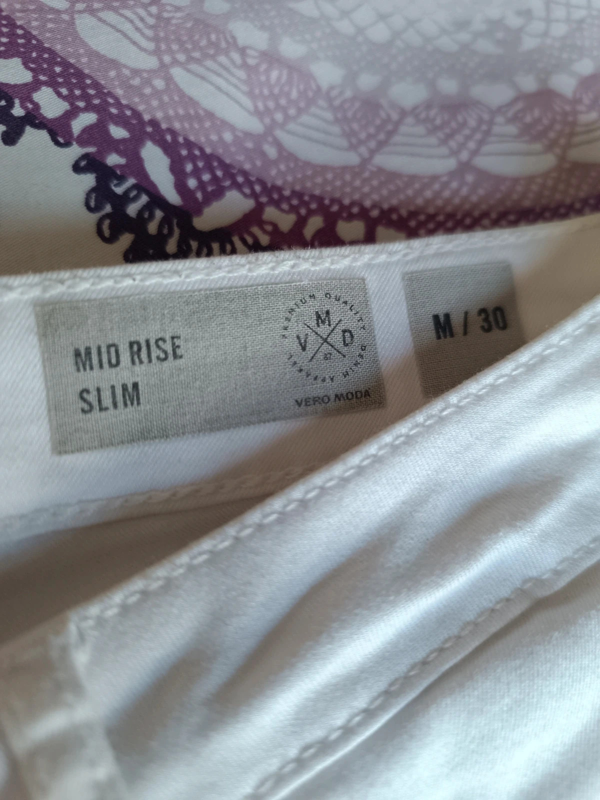 Pantalón pitillo blanco de mujer talla M – Vero Moda – taille M / 38 / 10 2