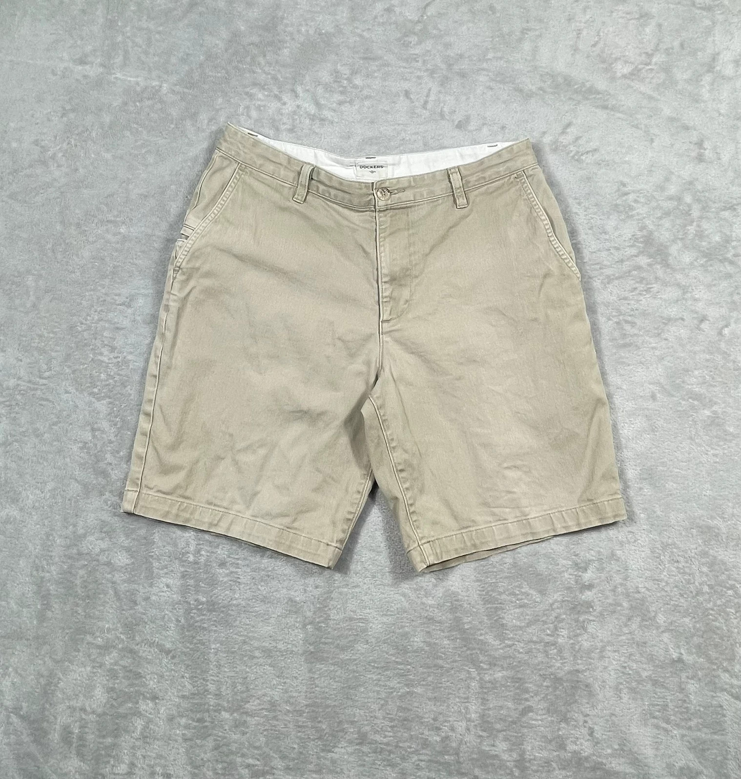 Dockers Shorts Chino Bermuda Beige Casual Men Size S