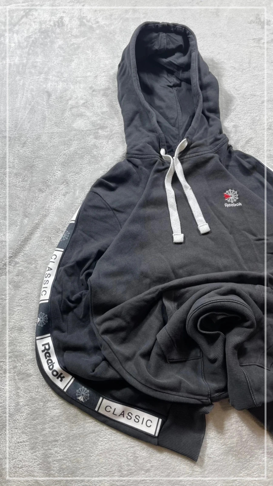 Reebok Black Hoodie Classic Logo Tape 00s Size S – Reebok – taille S 2