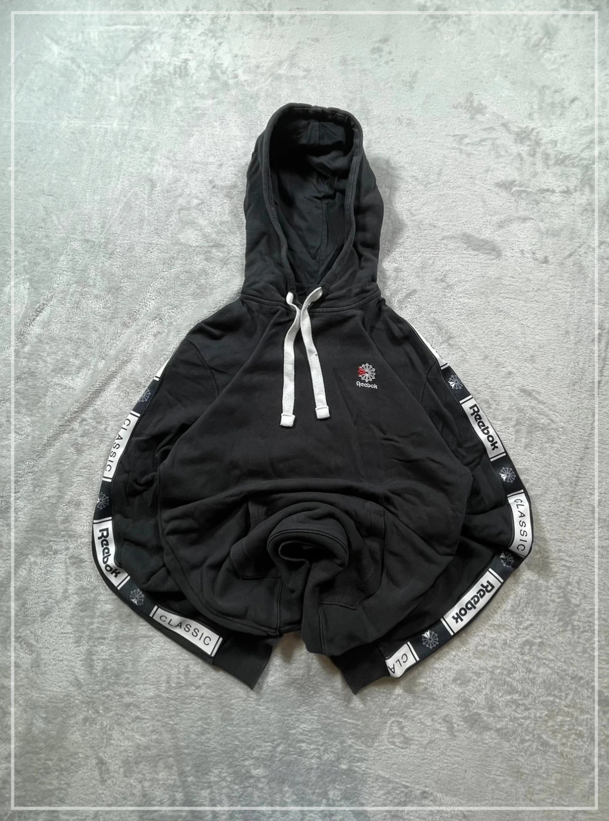 Reebok Black Hoodie Classic Logo Tape 00s Size S – Reebok – taille S