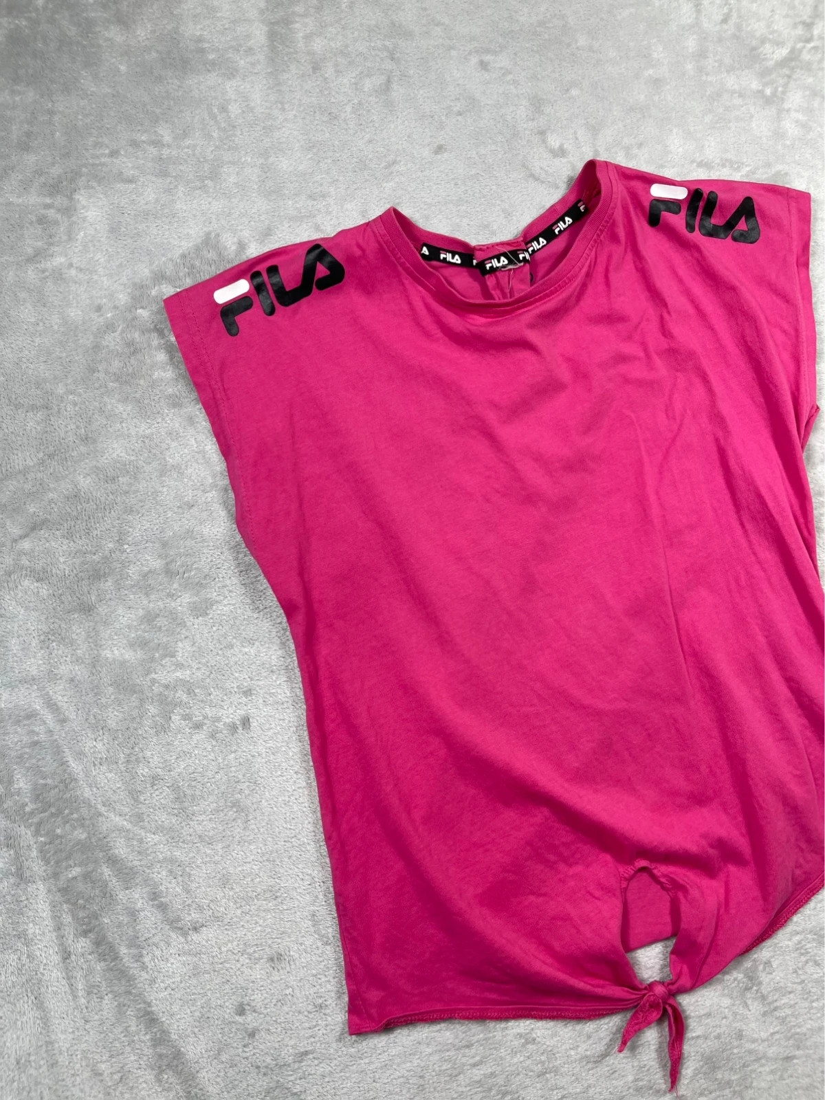 Fila T-Shirt Pink Logo Brand Tape Short Sleeve Sport Casual 00s – FILA – taille L / 40 / 12 2