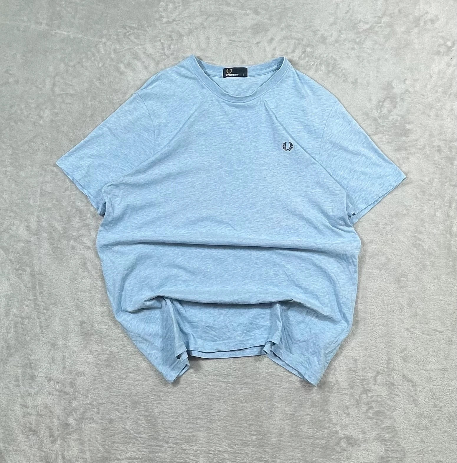 Fred Perry T-Shirt Light Blue Laurel Wreath Embroidered 00s Casual