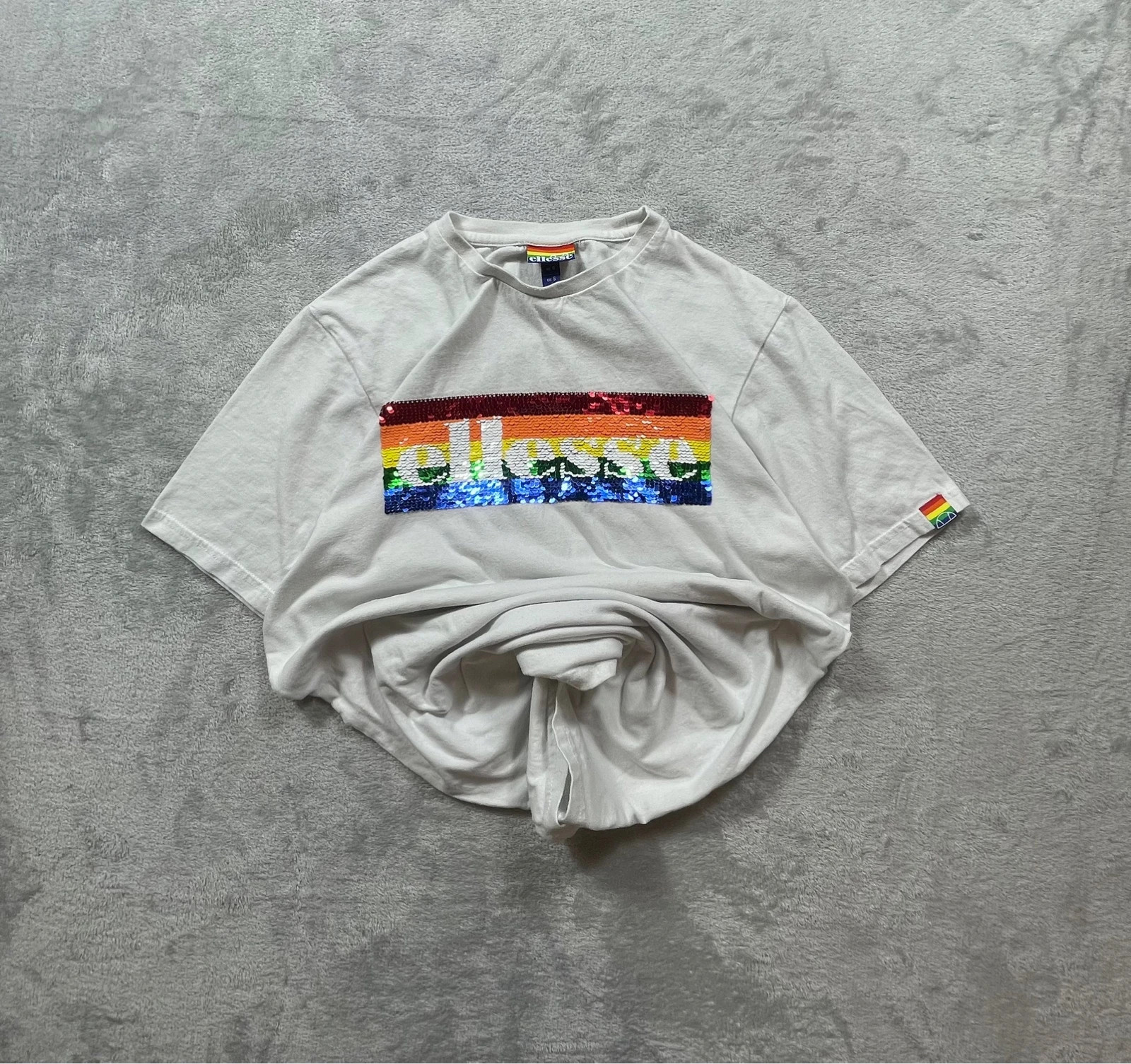 Ellesse T-Shirt White Reversible Sequin Logo Graphic Tee 00s Retro Sportswear Casual Size S