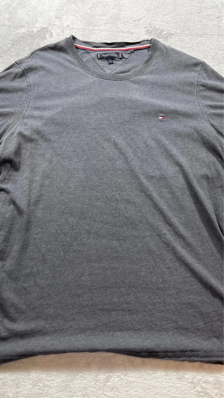 Tommy Hilfiger T-Shirt Dark Grey Melange Small Flag 00s Casual Size XL – Tommy Hilfiger – taille XL 4
