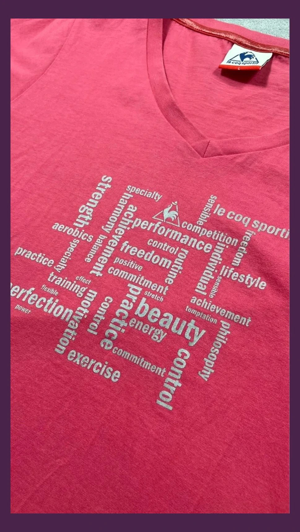 Le Coq Sportif T-Shirt Woman Pink V-Neck Graphic Print Size L Casual Sporty Short Sleeve Tee – Le Coq Sportif – taille L / 40 / 12 5