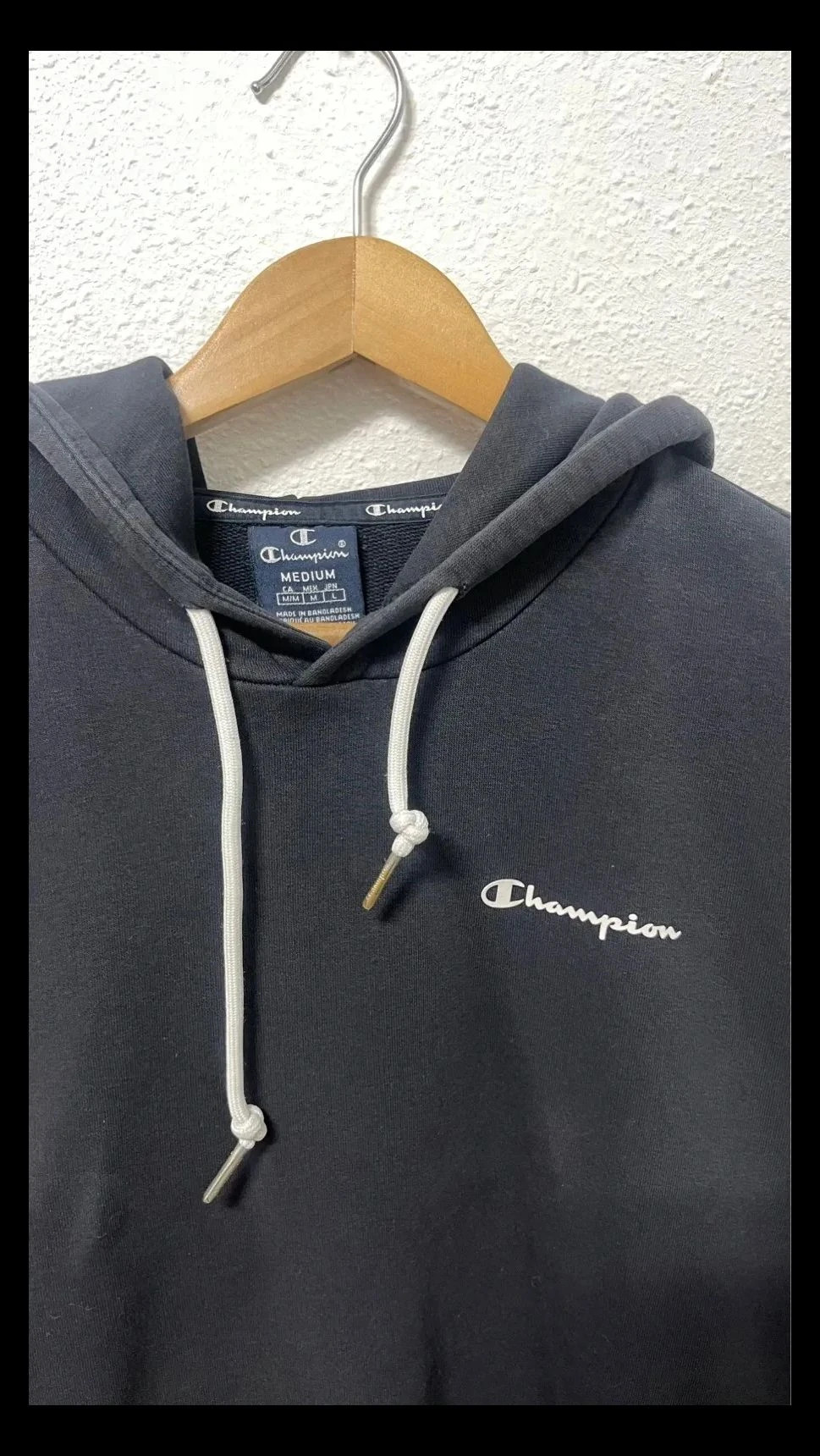 Sudadera Champion Negra Capucha Logo Blanco Estilo Urbano Talla M – Champion – taille M 2