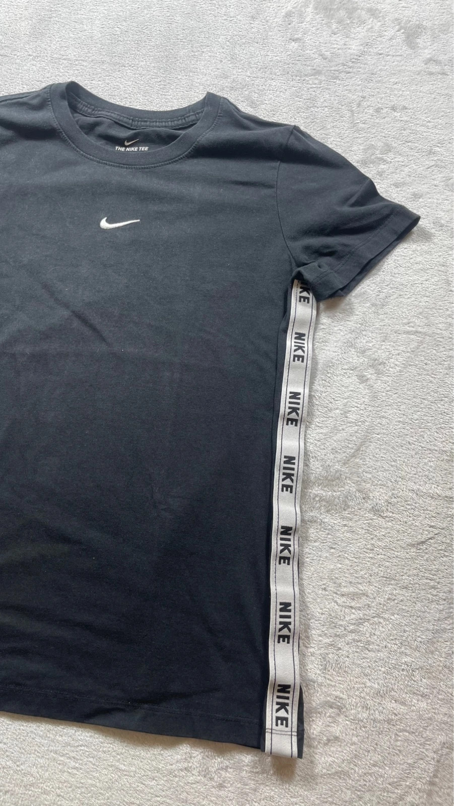 Nike T-Shirt Black Side Tapes Small Swoosh Sport Urban Y2K 00s Talla M – Nike – taille M / 38 / 10 4