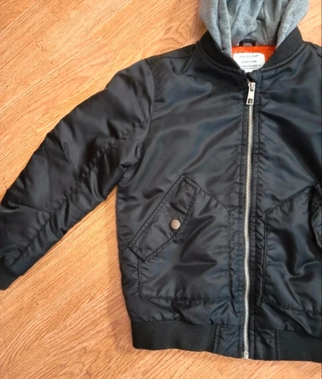 Chaqueta tipo bomber de niño. De Primark. Talla 8-9 años – Primark – taille 9 ans / 134 cm 3
