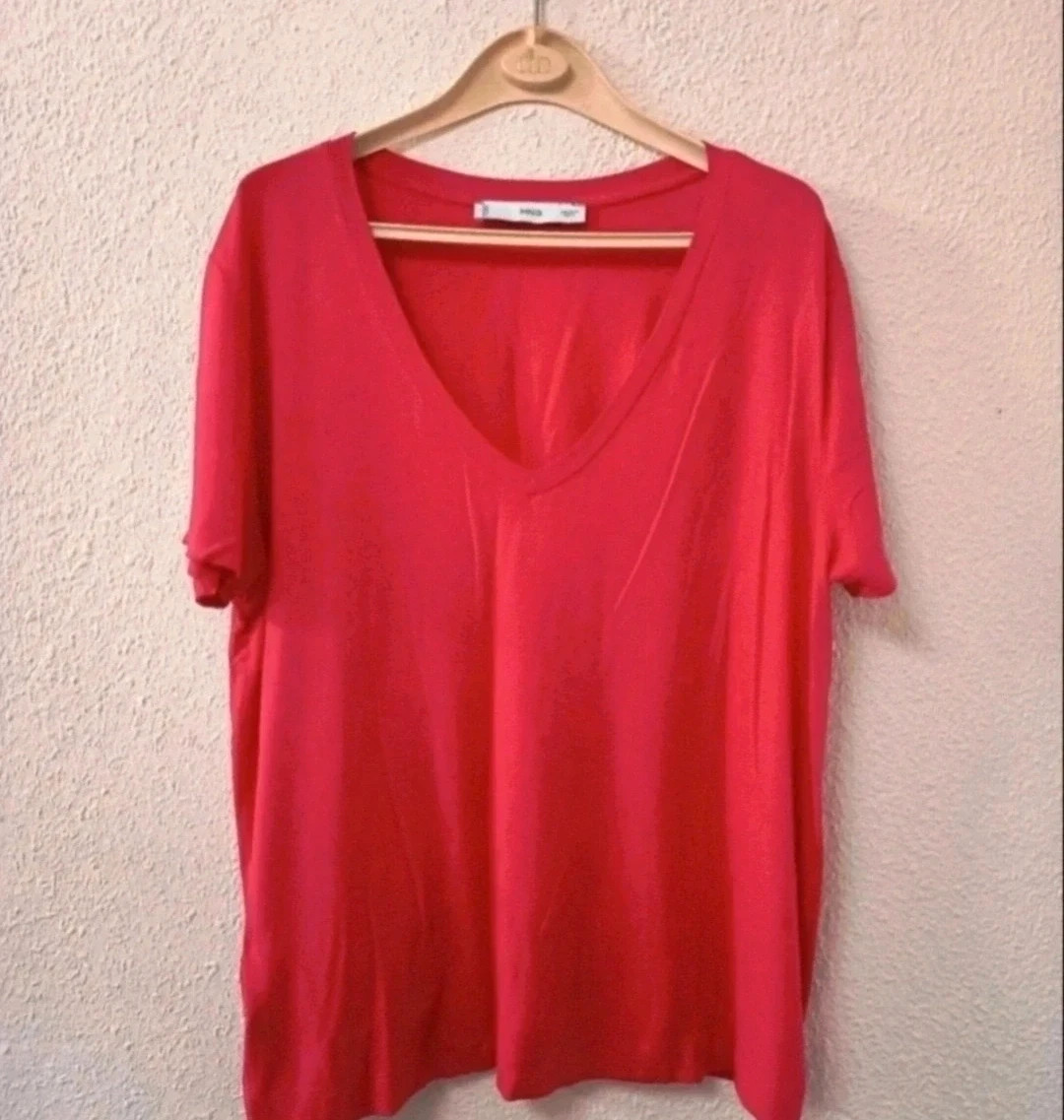 Preciosa camiseta de mujer manga corta de Mango. Talla M. Perfecto estado – Mango – taille M / 38 / 10