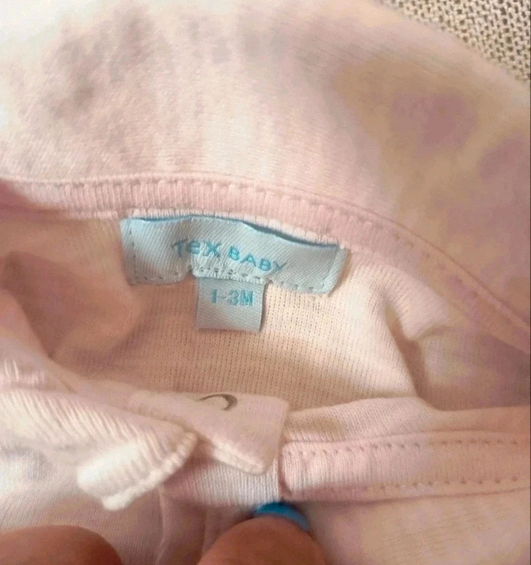 Lote de varias prendas de bebé. Braguitas, body y pantalón. – TEX – taille 1-3 mois / 56 cm 5