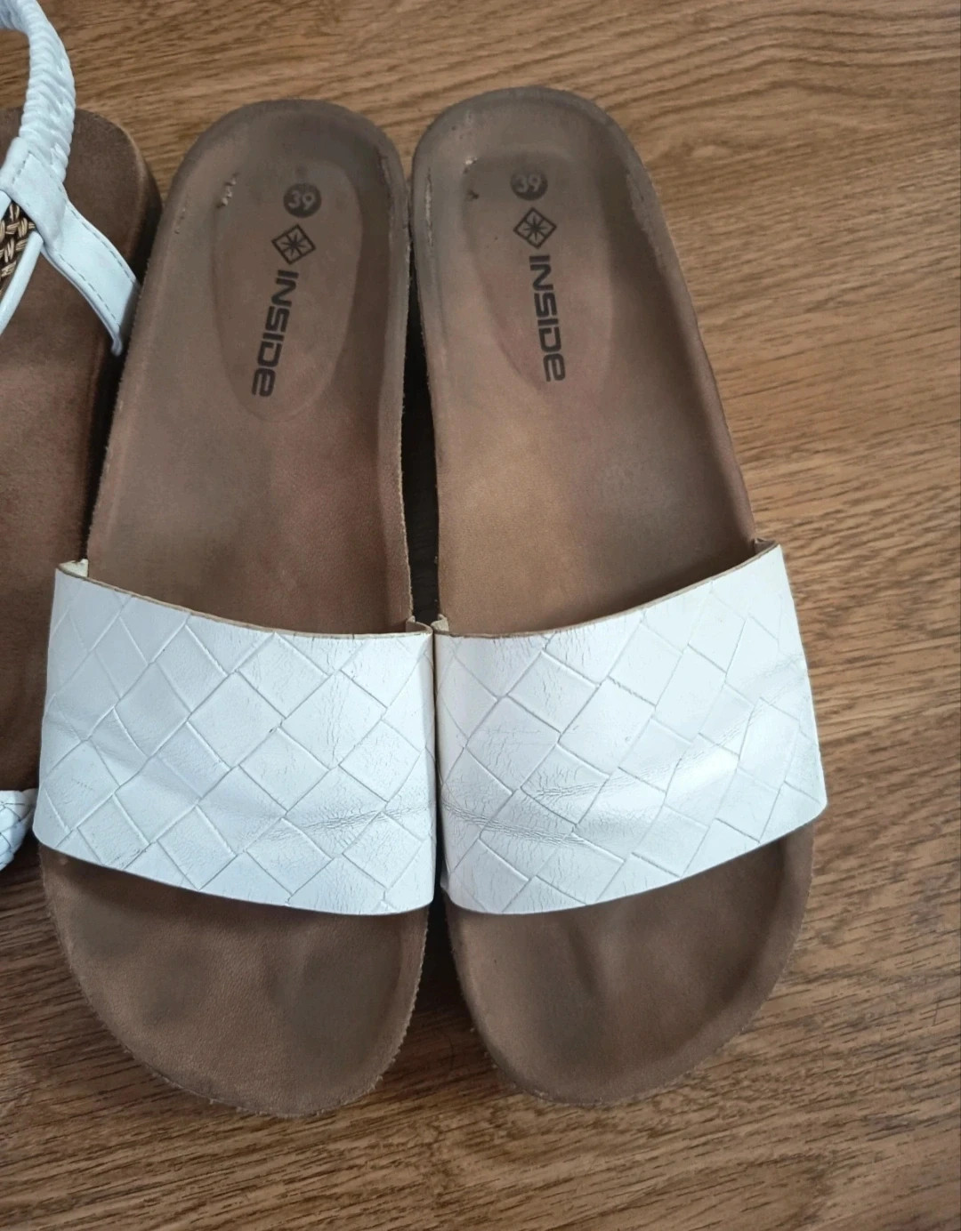 Lote 2 Sandalias y Chanclas Inside Talla 38-39 – Inside – taille 38 2
