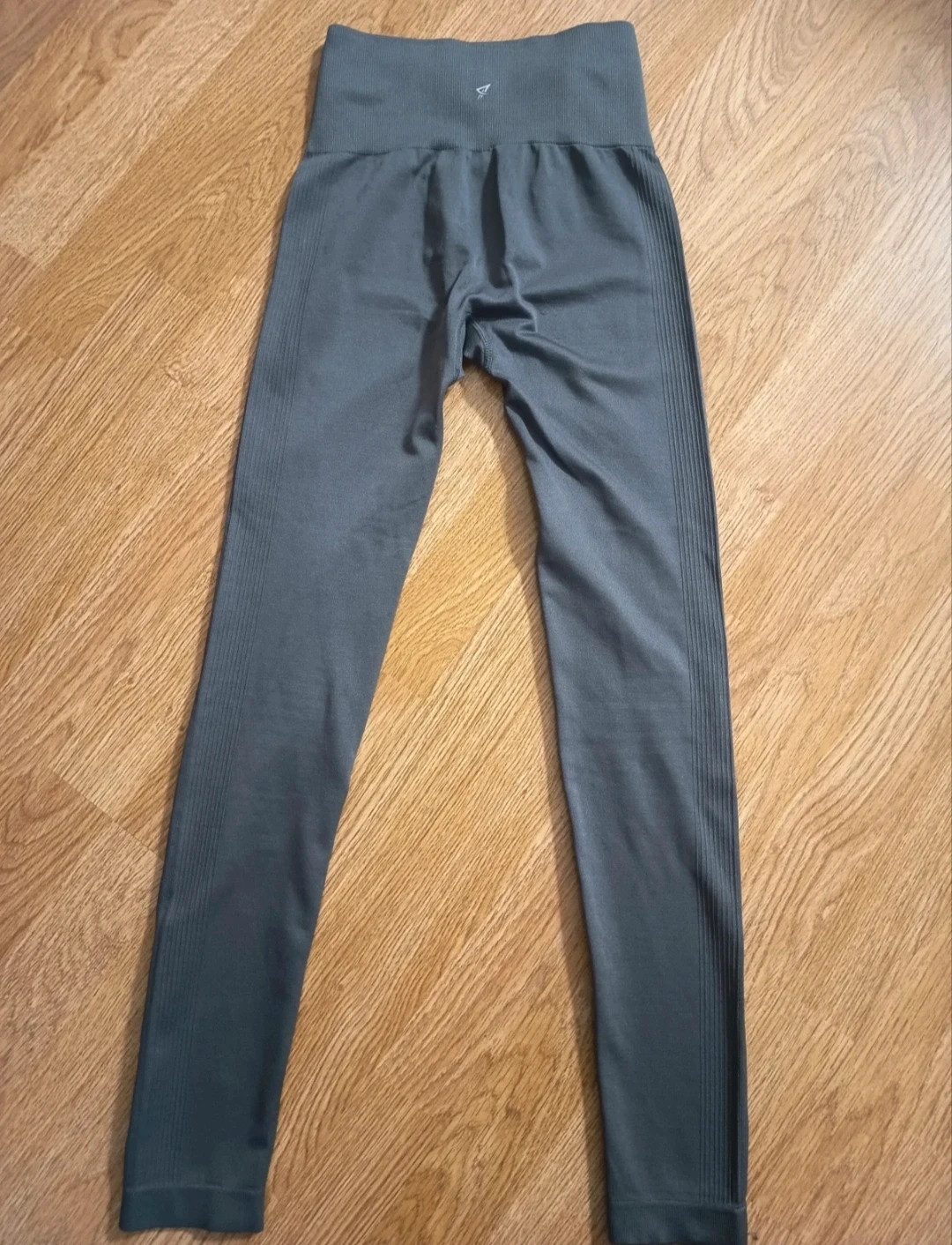 Mallas leggins de mujer en perfecto estado. Talla 32/34 – Workout – taille XS / 34 / 6 4