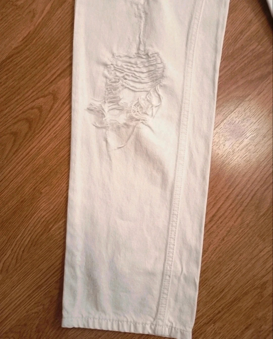 Vaquero blanco de mujer roto de Mango. Talla S. – Mango – taille S / 36 / 8 4
