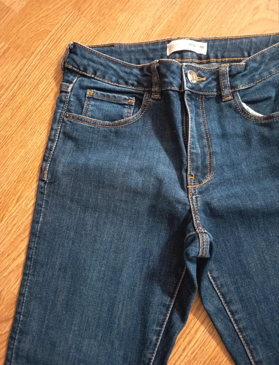 Pantalón vaquero pitillo de niña. Talla 11-12 años. De Zara – Zara – taille 12 ans / 152 cm 3