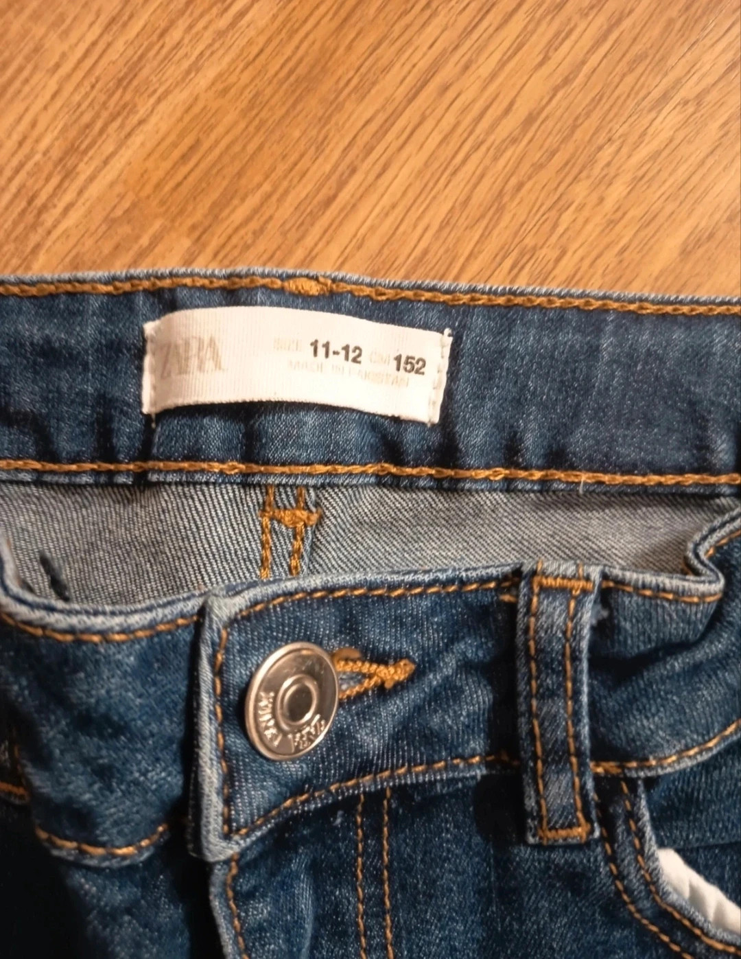 Pantalón vaquero pitillo de niña. Talla 11-12 años. De Zara – Zara – taille 12 ans / 152 cm 4