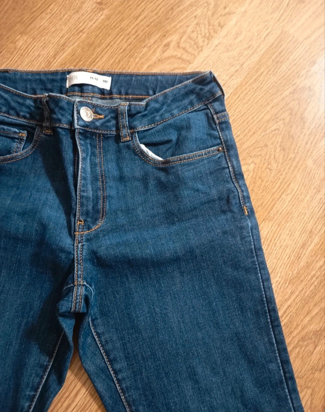 Pantalón vaquero pitillo de niña. Talla 11-12 años. De Zara – Zara – taille 12 ans / 152 cm 2