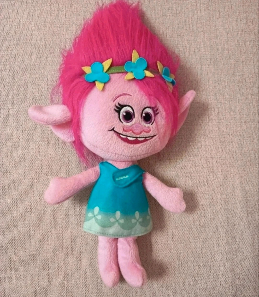Peluche que canta de Poppy de Trolls