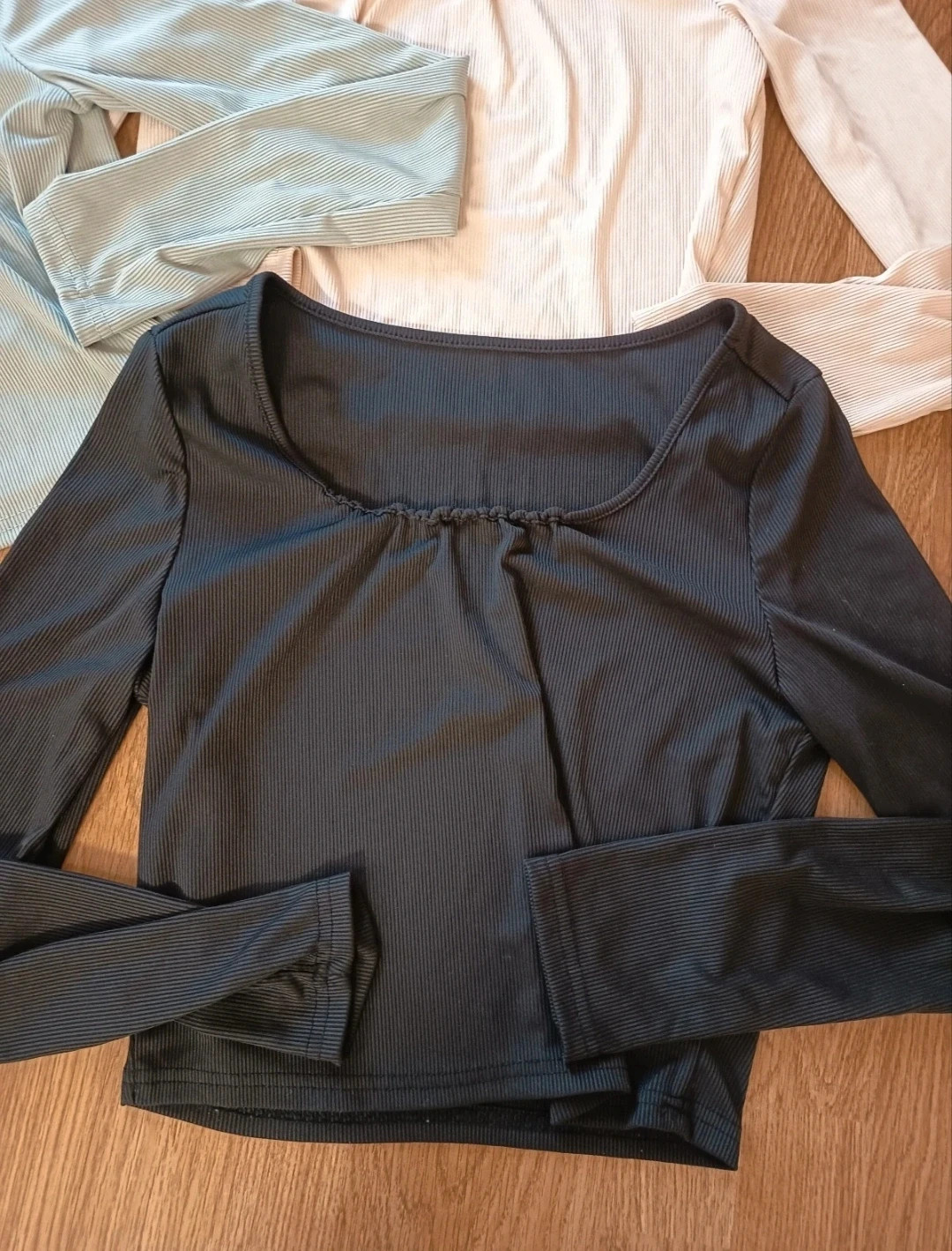 Lote de cuatro tops de mujer. Manga larga. Talla L. Shein. Sin estrenar – Shein – taille L / 40 / 12 3
