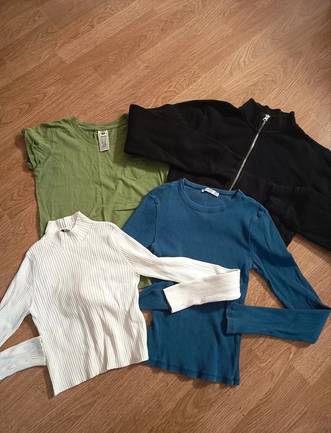 Lote de varias prendas de mujer. – Bershka – taille S / 36 / 8