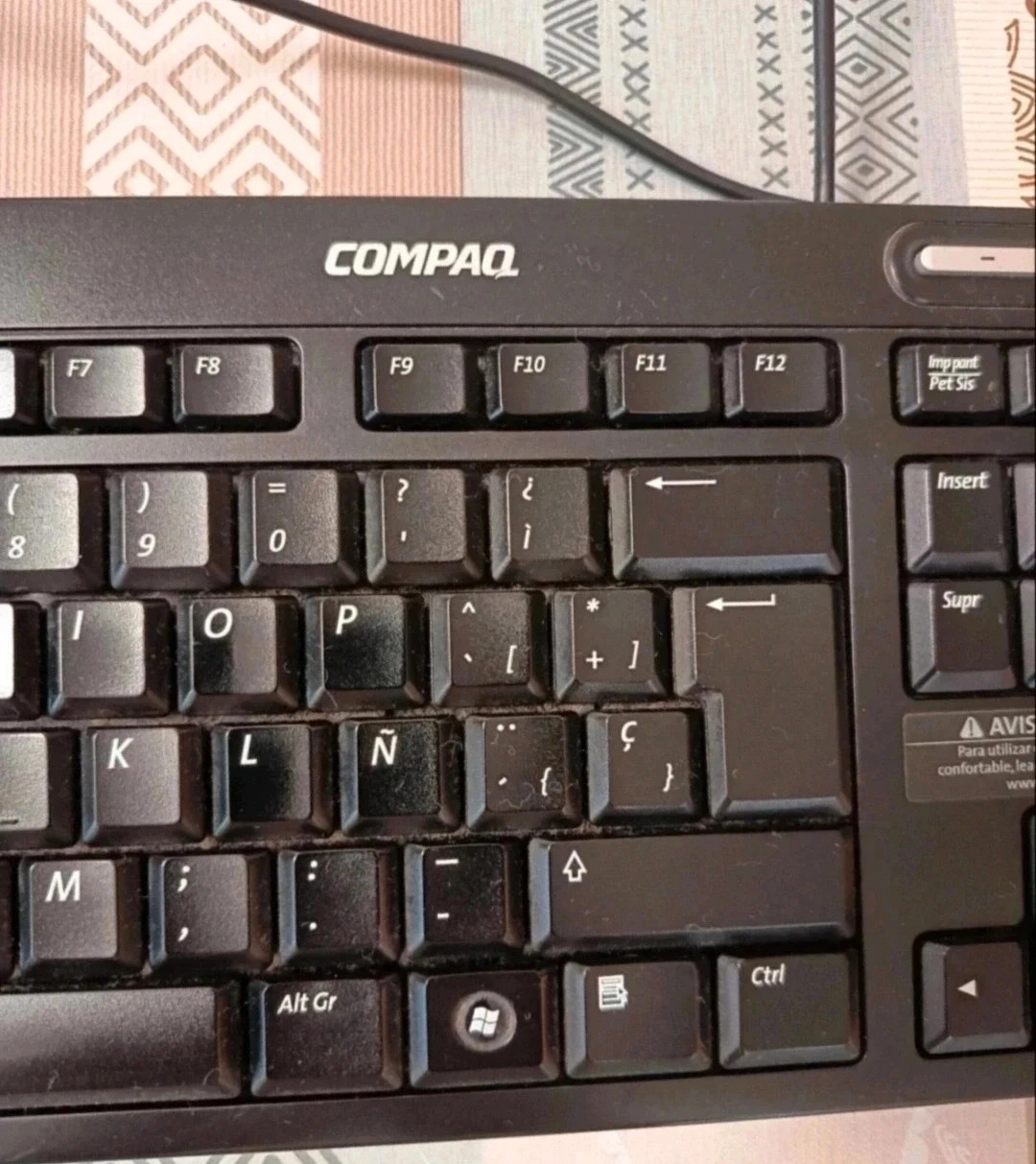 Teclado para computadora Compaq modelo 5137. – compaq 3