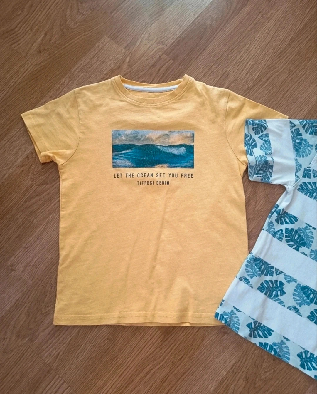 Lote de dos camisetas de niño. Talla 8 años. Mango – Mango – taille 8 ans / 128 cm 3