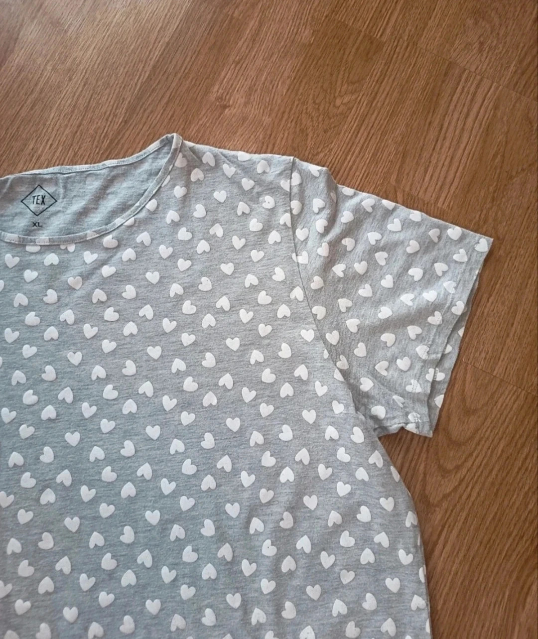 Camisola de mujer de Tex. Talla XL. Con estampado de corazones – TEX – taille XL / 42 / 14 2