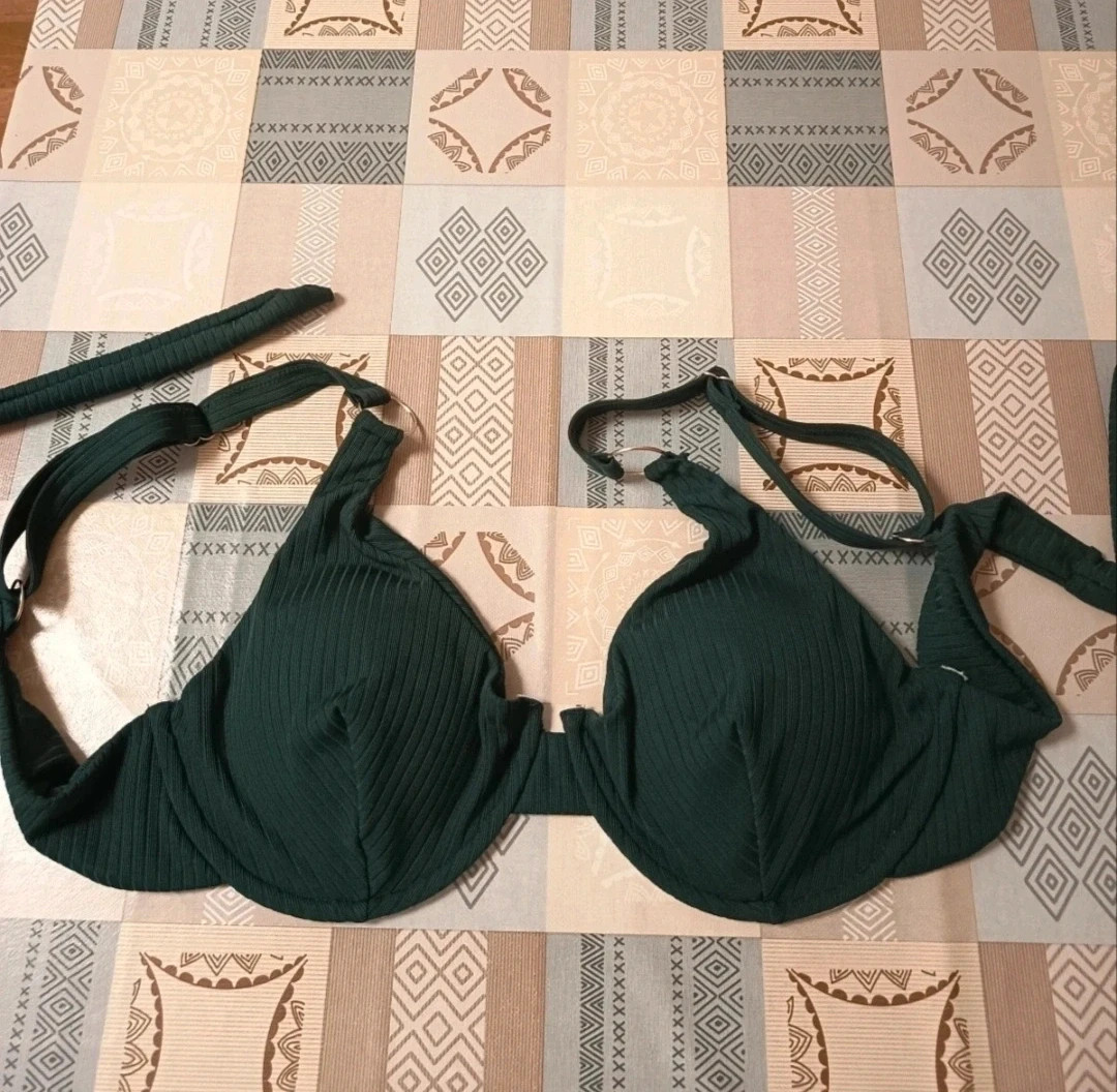 Bikini sujetador de Shein sin estrenar. Perfecto estado. Talla XXL – Shein – taille Autre