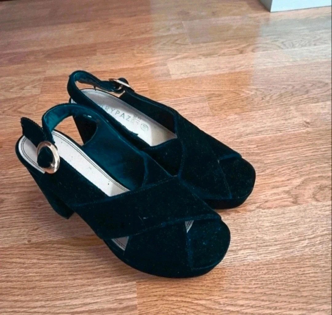 Preciosos zapatos de tacón de mujer en buen estado. De Marypaz. Número 38 – Marypaz – taille 38 2