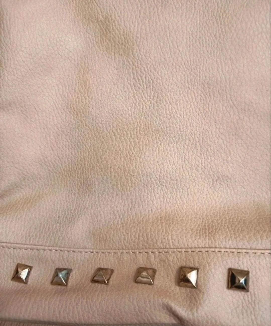 Bolso de mujer de hombro en marrón claro – Local 4