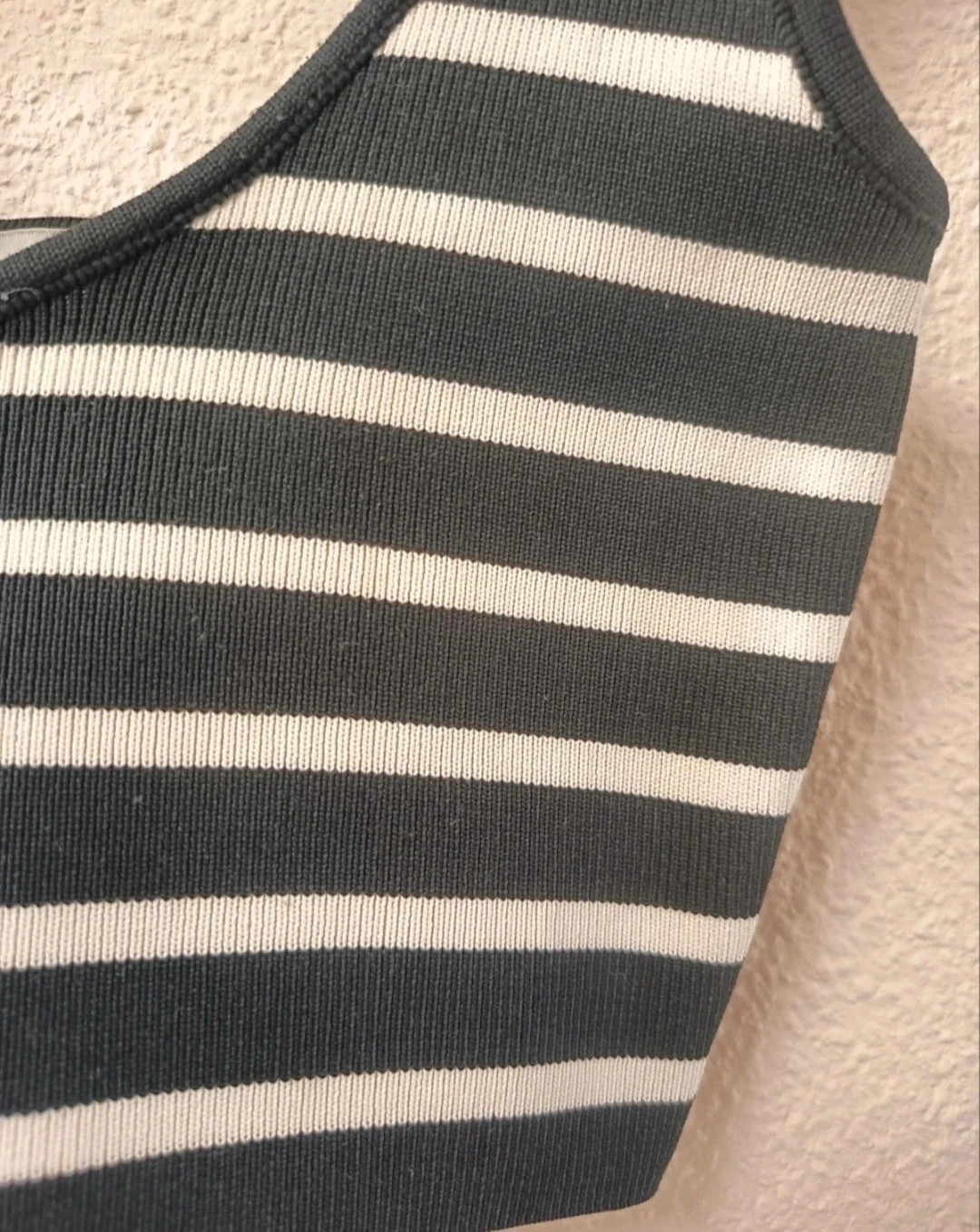 Top Bershka Rayas Blanco y Negro Talla XS – Bershka – taille XS / 34 / 6 3