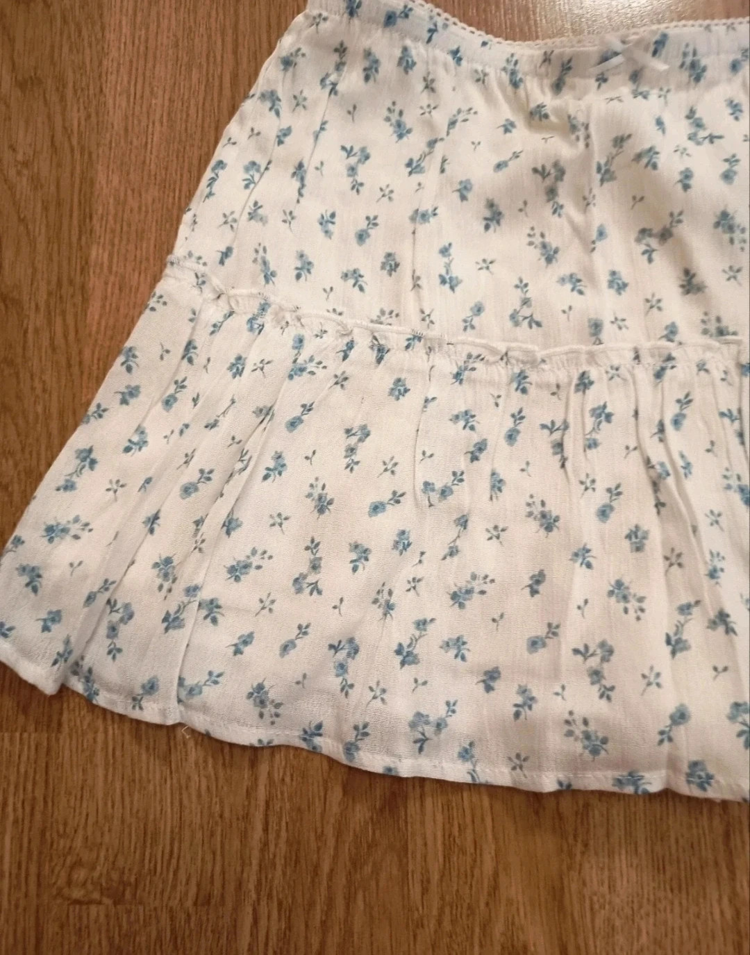 Falda pantalón de mujer con estampado floral de Pull & Bear. Talla XS – Pull & Bear – taille XS / 34 / 6 4