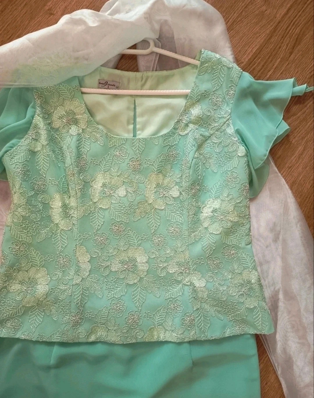 Vestido de dos piezas con fular de mujer ideal para eventos – Local – taille 4XL / 48 / 20 3