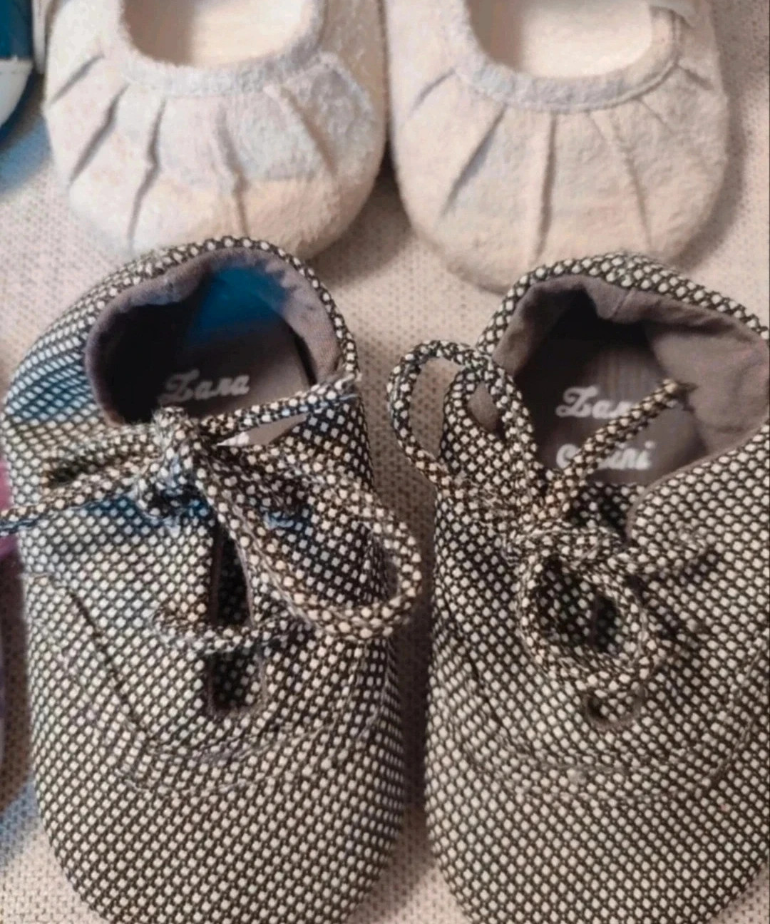 Lote de calzado para bebé de diferentes tallas y marcas. Zara, Benetton – Zara – taille 22 2