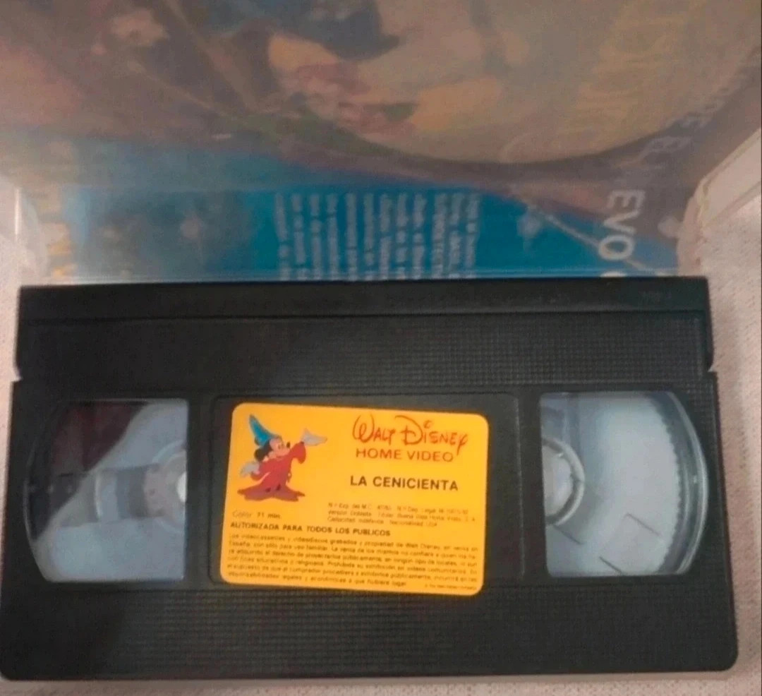 VHS la Cenicienta de Disney. Un clásico original. En buen estado 4
