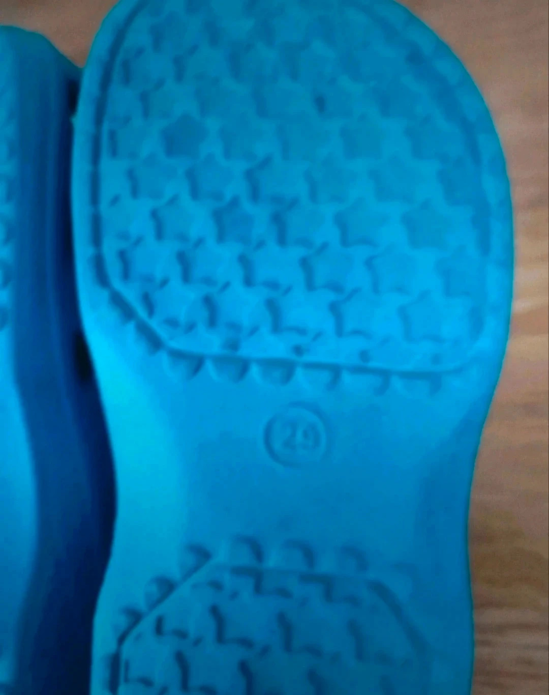 Zuecos crocs de niño en azul. En buen estado. Número 29 – Local – taille 29 3