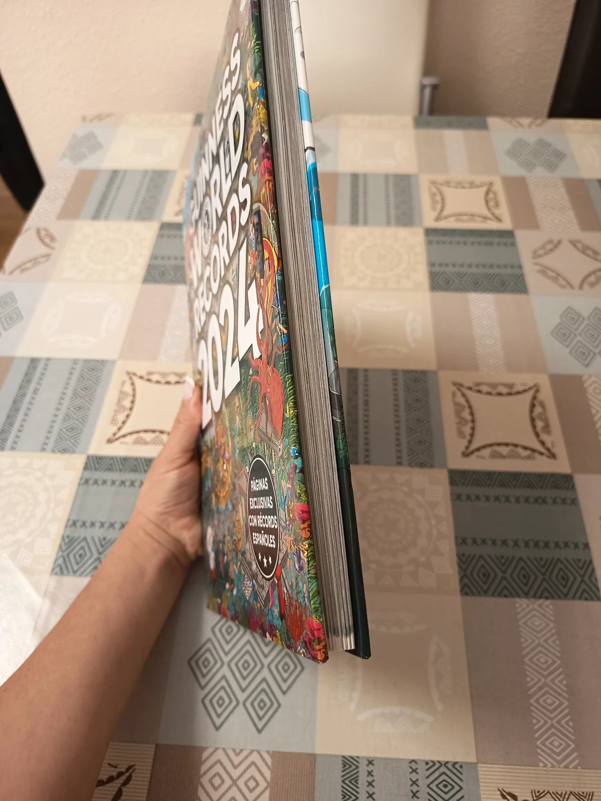Libro Guinness world records 2024. Tapa dura 5