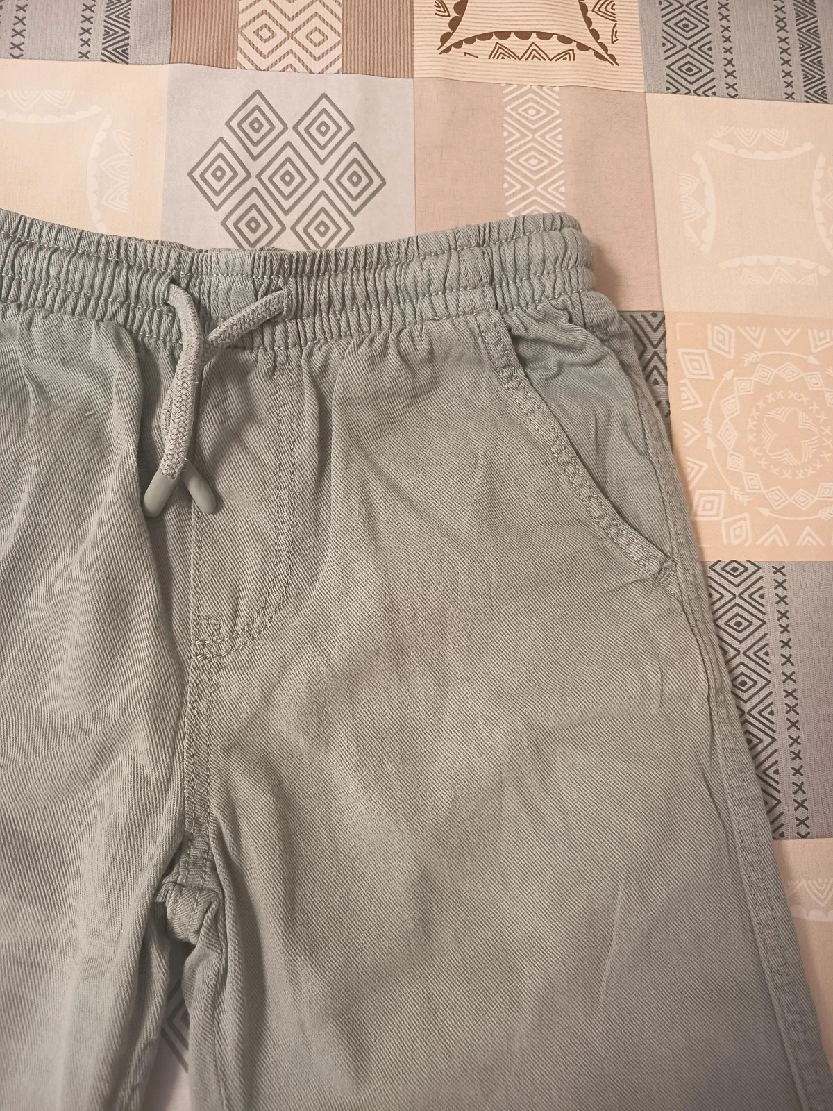 Pantalón niño bermuda de Mango. Talla 9 años – Mango – taille 9 ans / 134 cm 2