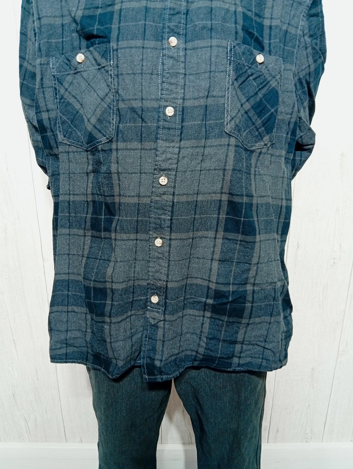 Chemise a carreaux manches longues homme- taille XXL/44 - Kiabi - couleur gris noir – Kiabi – taille XXL 3