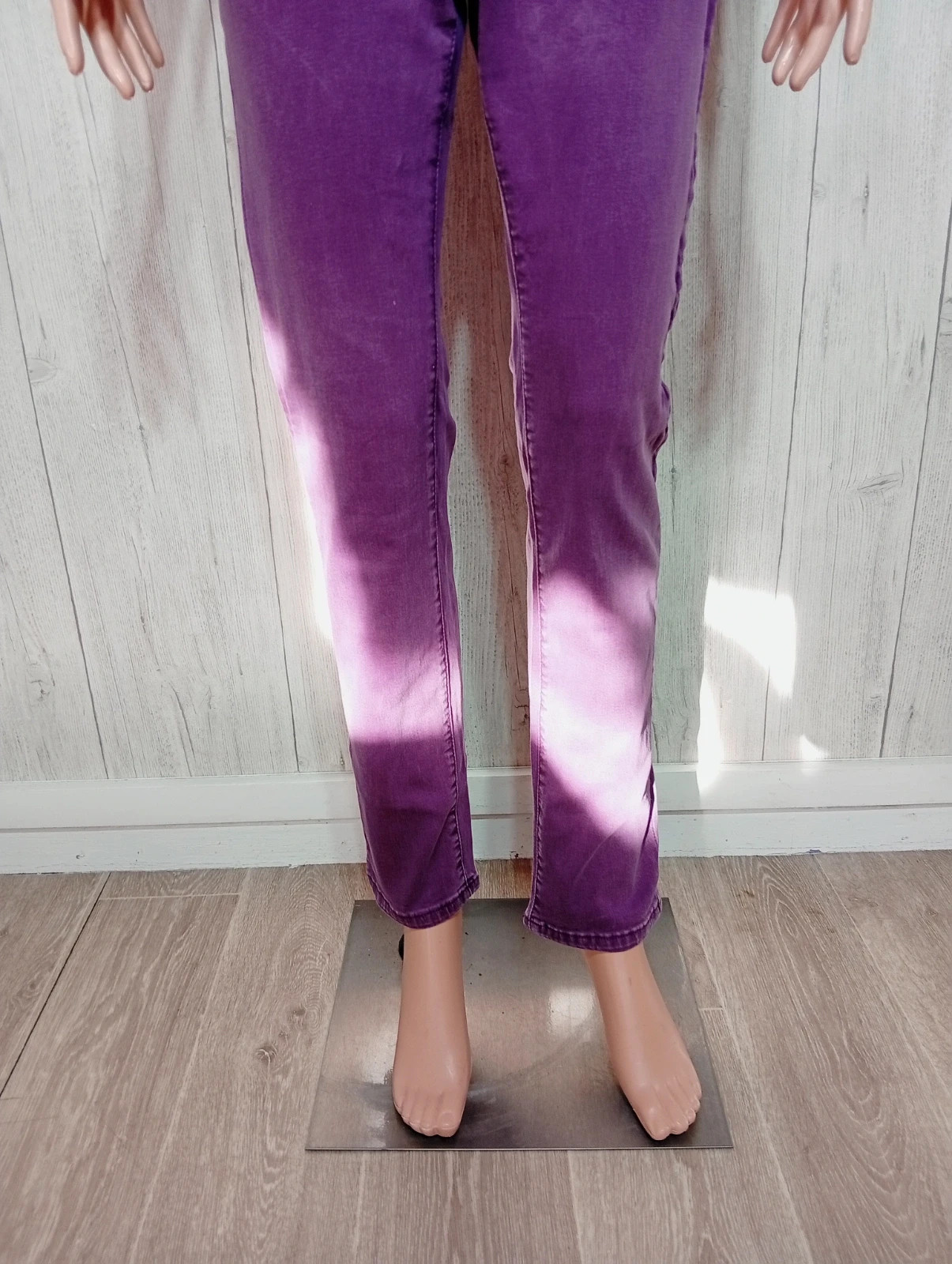 Jeans skinny femme - taille L/40- karostar - couleur violet – KAROSTAR – taille L / 40 / 12 3