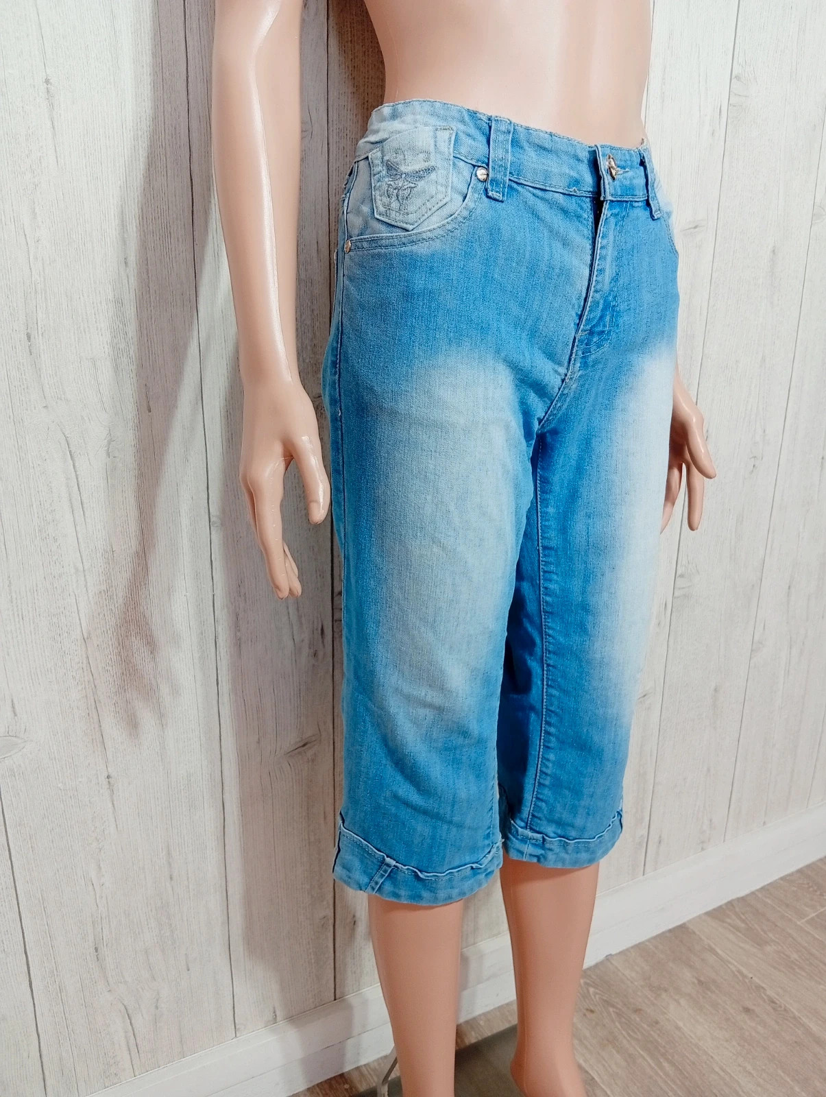 Pantacourt en jeans femme - taille L/40 - fashion jeans - couleur bleu clair – Fashion Jeans – taille L / 40 / 12 4