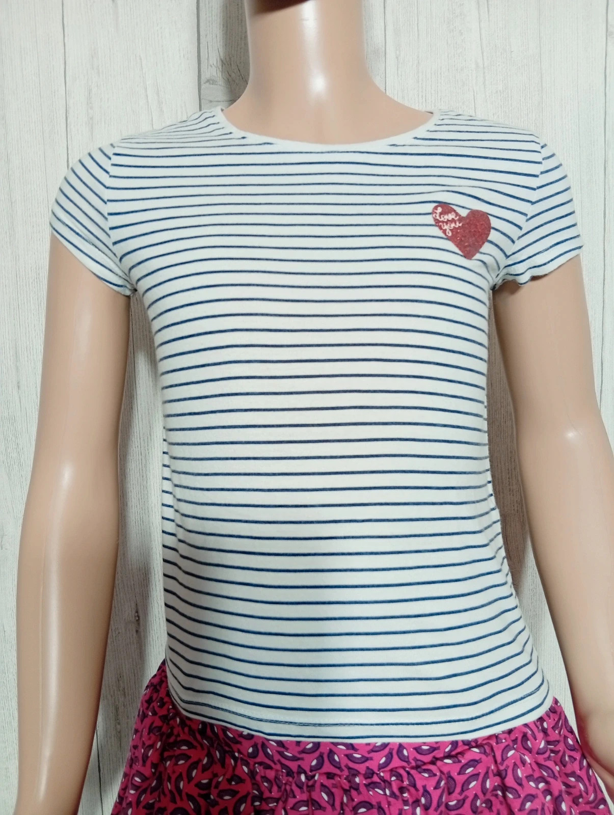T-shirt imprimé manche courte fille - taille 8 ans (126/131 cm) - Kiabi - couleur blanc et marine – Kiabi – taille 8 ans / 128 cm 2