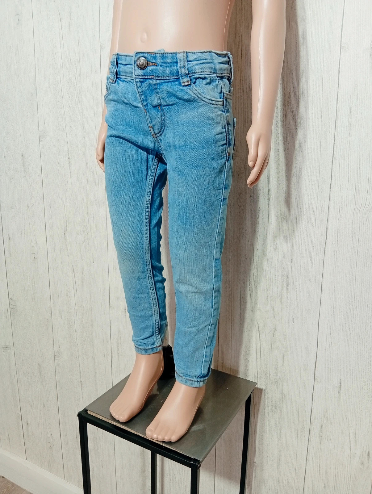 Jeans skinny garcon- taille 3 ans (90/97 cm) - Kiabi - couleur bleu clair – Kiabi – taille 3 ans / 98 cm 5