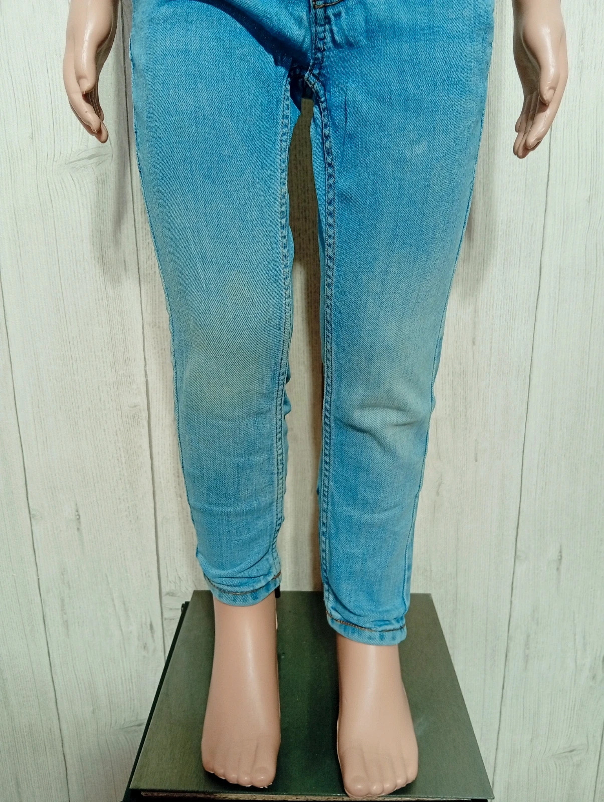 Jeans skinny garcon- taille 3 ans (90/97 cm) - Kiabi - couleur bleu clair – Kiabi – taille 3 ans / 98 cm 3