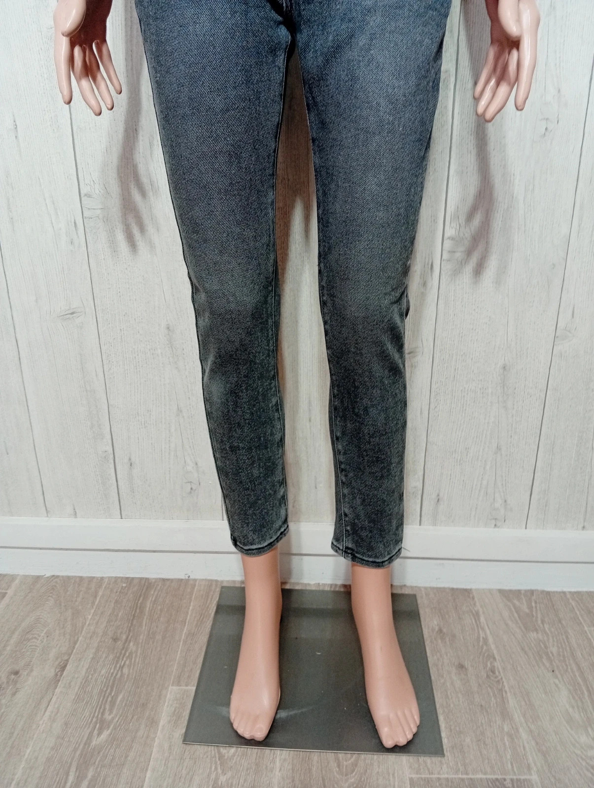 Jeans skinny avec patte boutonnage sur le devant femme-taille L/40-jeans fashion-couleur gris noir – Jeans Fashion – taille L / 40 / 12 3