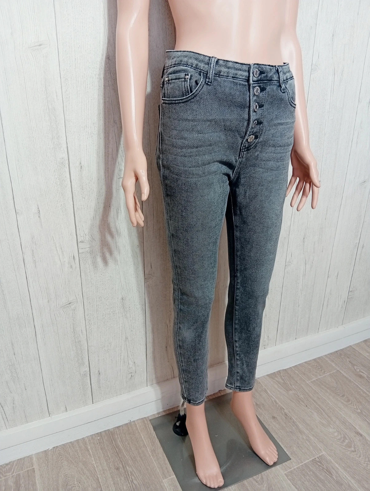 Jeans skinny avec patte boutonnage sur le devant femme-taille L/40-jeans fashion-couleur gris noir – Jeans Fashion – taille L / 40 / 12 4