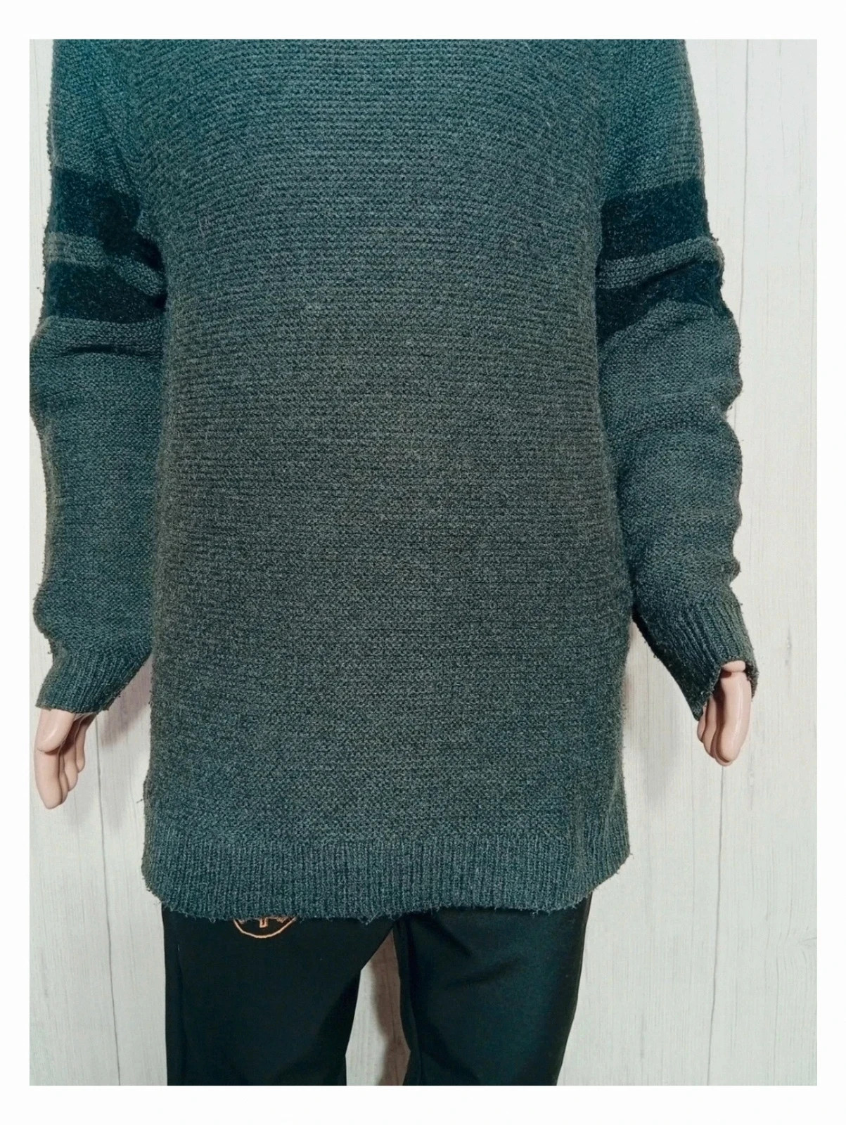 Pull Zara garcon - couleur gris noir - taille 9/10 ans (140 cm) – Zara – taille 10 ans / 140 cm 3