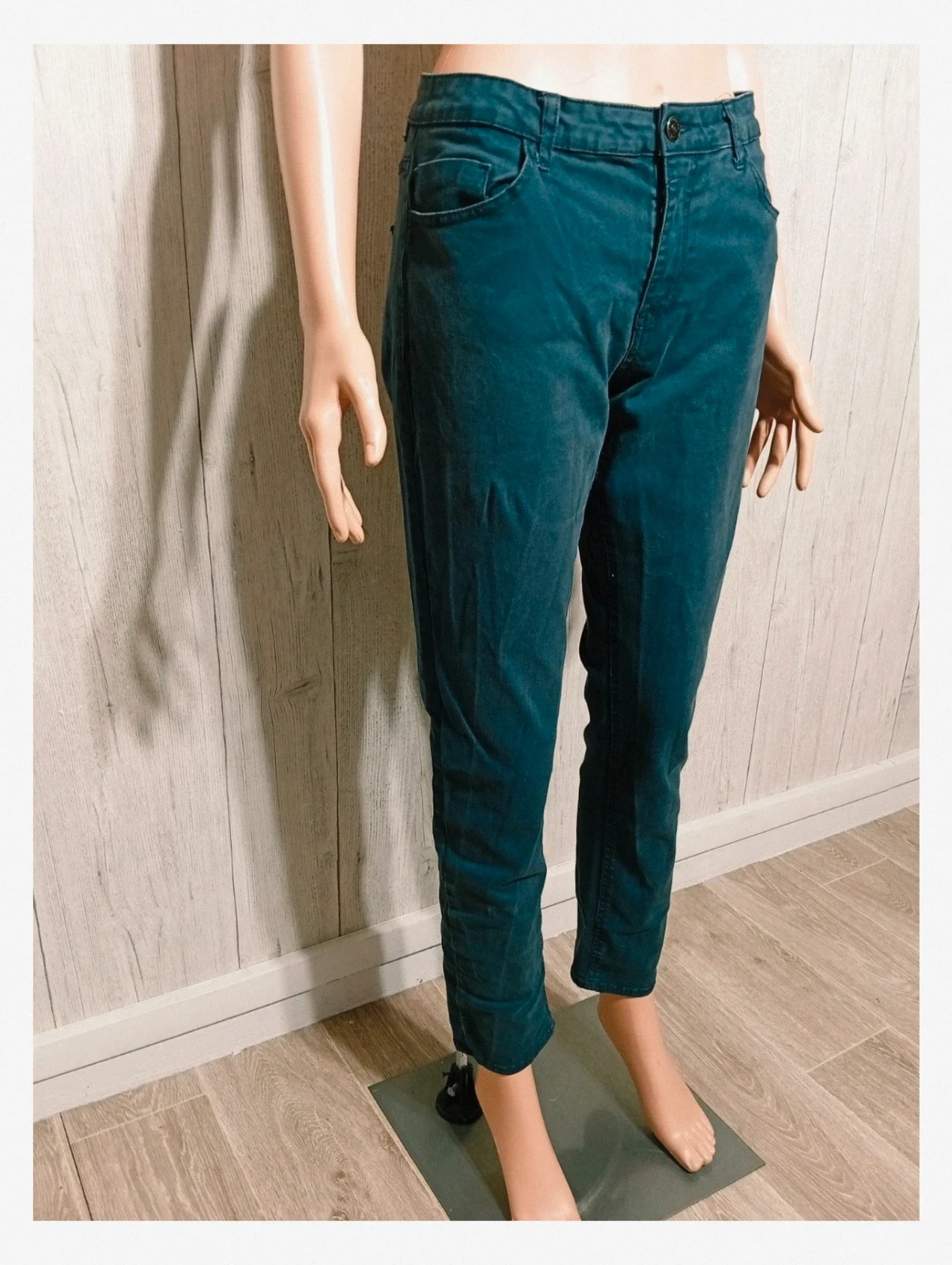 Pantalon slim femme- taille XL/42-kiabi - couleur marine – Kiabi – taille XL / 42 / 14 4